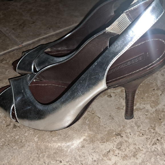 ♦️BCBG♦️ sillver Peep-Toe Heels - Picture 1 of 5